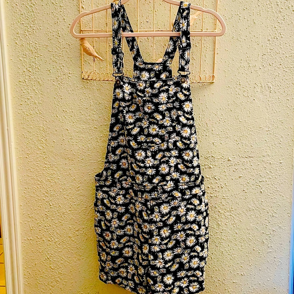 Wallflowers Daisy Print Short Overall